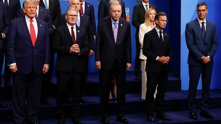 Telediario 1 - Sánchez marca distancias con el resto de líderes en la cumbre de la OTAN