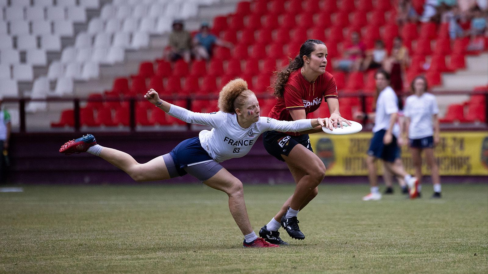 Gol en Las Gaunas: el Ultimate revoluciona el estadio | Ver