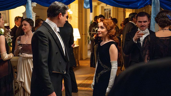 La promesa - Enora era la espía del hangar