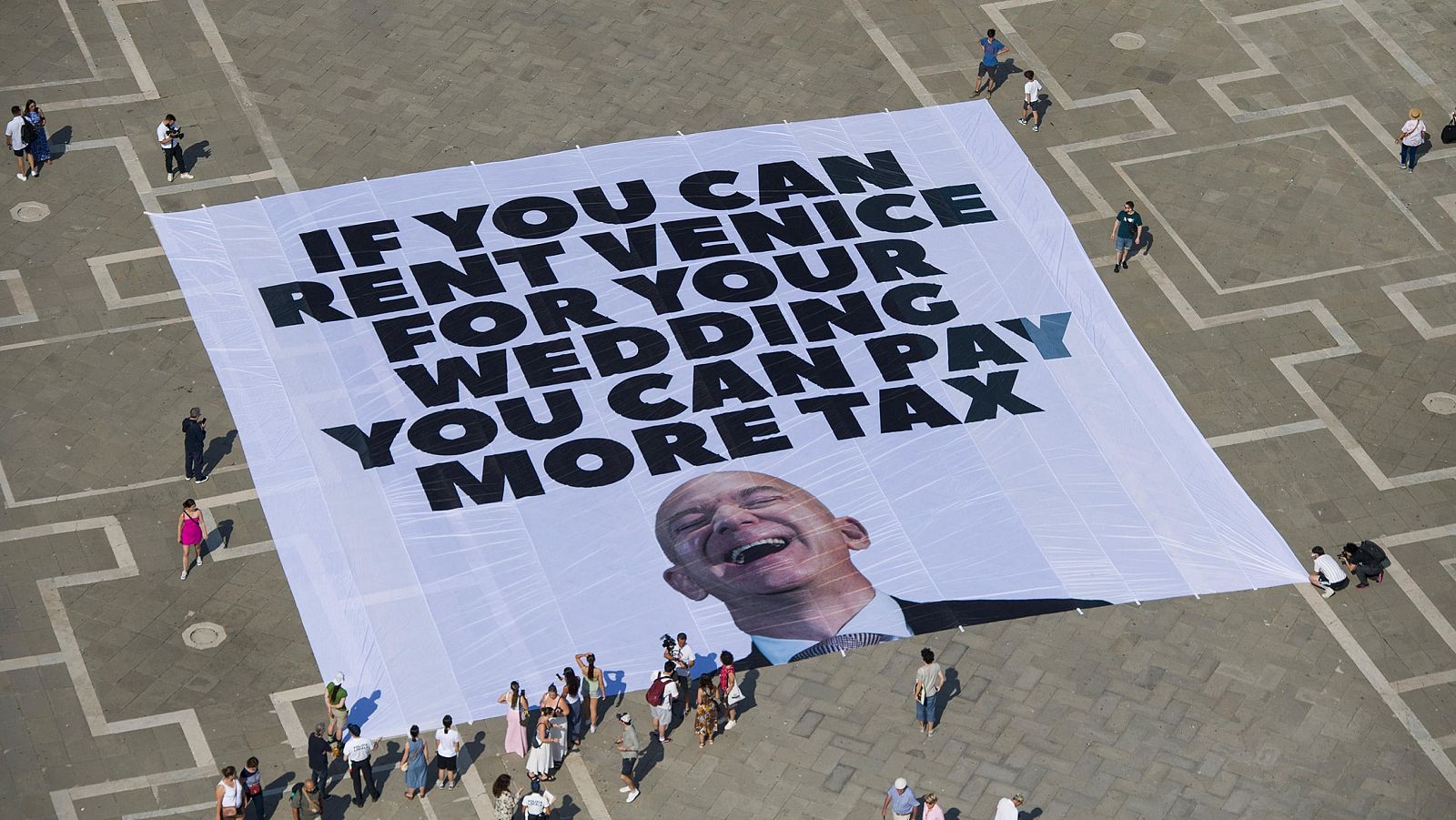Activistas protestan contra la boda de Jeff Bezos en Venecia - Informativo 24h | Ver