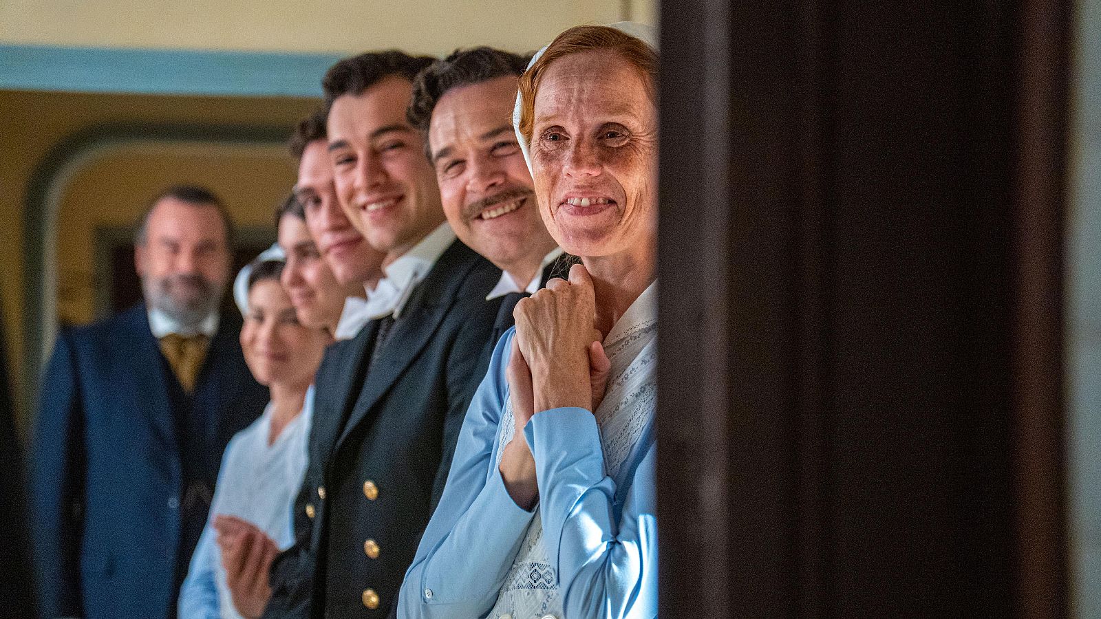 La Promesa: La petición de Alonso a Rómulo antes de su marcha - La promesa | Ver