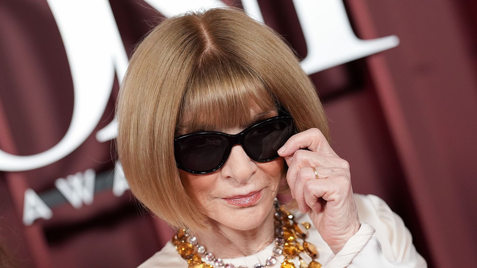 Anna Wintour deja la dirección de Vogue USA | Ver