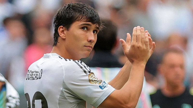 Gonzalo: “Intento estar en el área y da igual meterla con la cabeza o como sea” - Fútbol | Ver