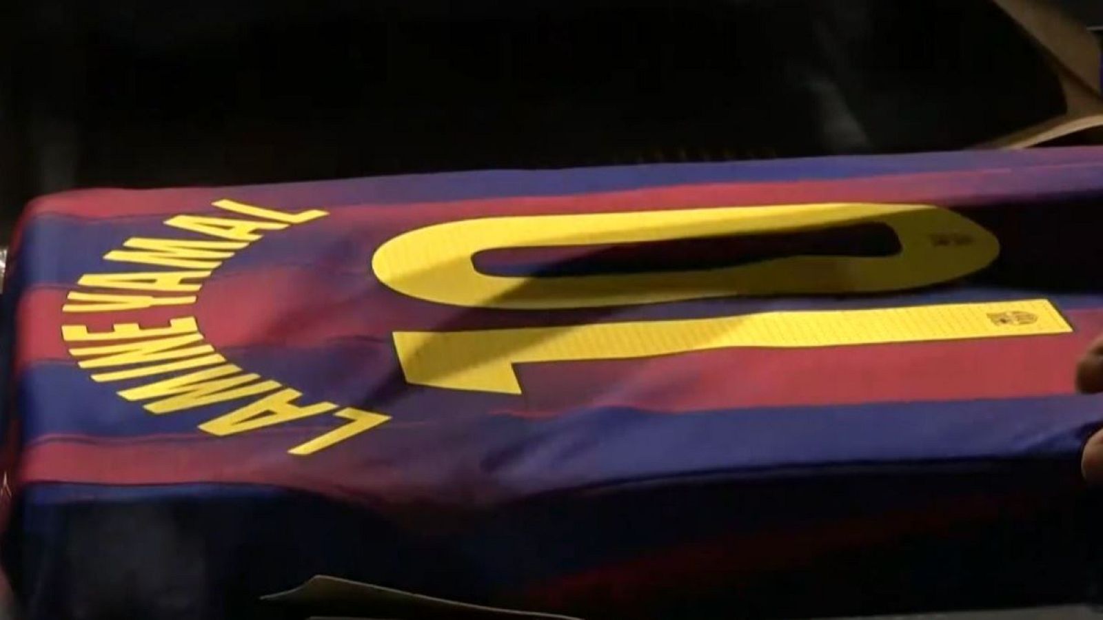 El Barça prepara la cláusula por Nico Williams y presenta su nueva camiseta - Los Deportes de La1 | Ver