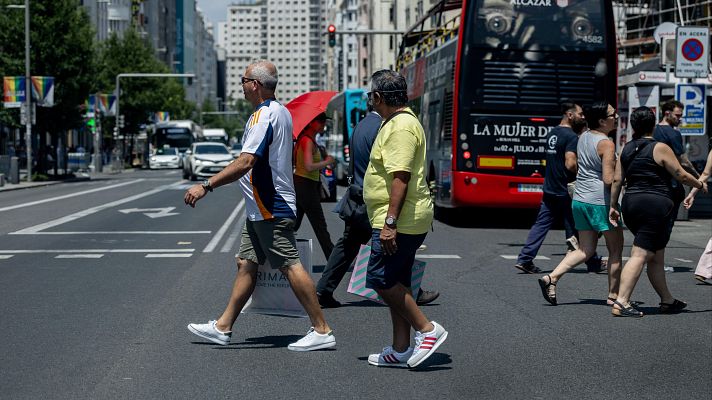 Telediario 1 - El inicio del verano deja récords en afiliación y caída del paro