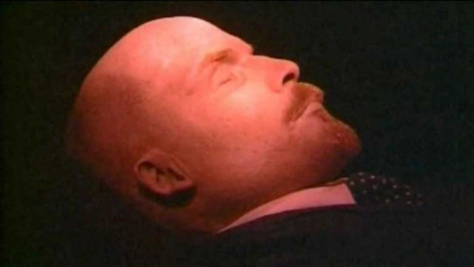 ¿Qué hacer con el mausoleo de Lenin?