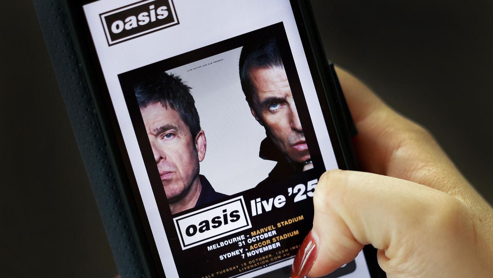 Oasis vuelve tras 16 años separados | Ver