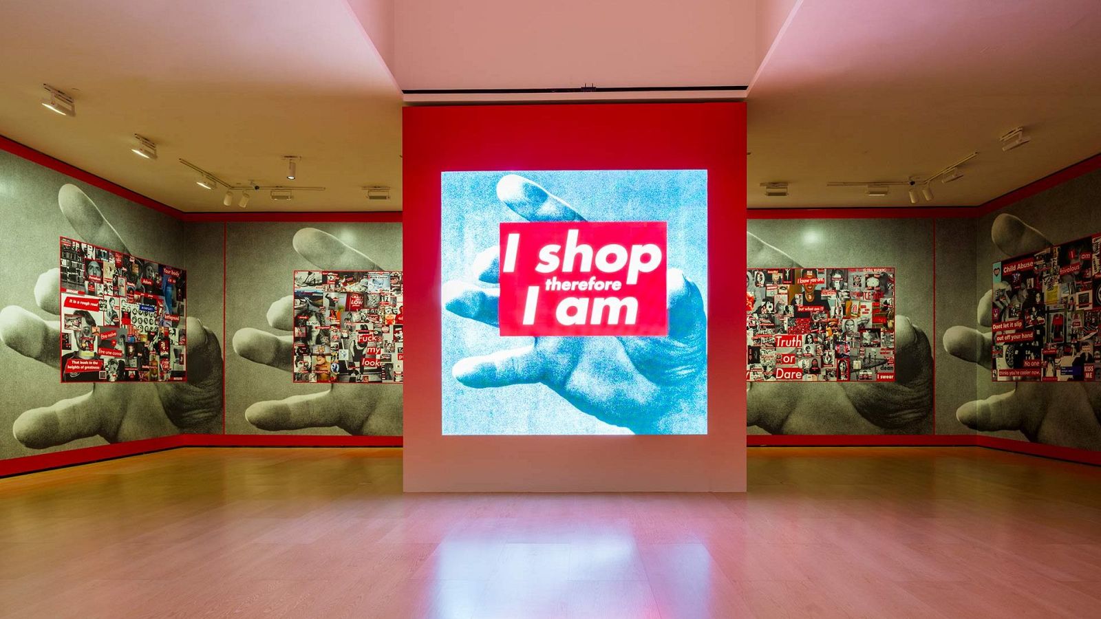 Barbara Kruger presenta su nueva exposición en el Guggenheim | Ver