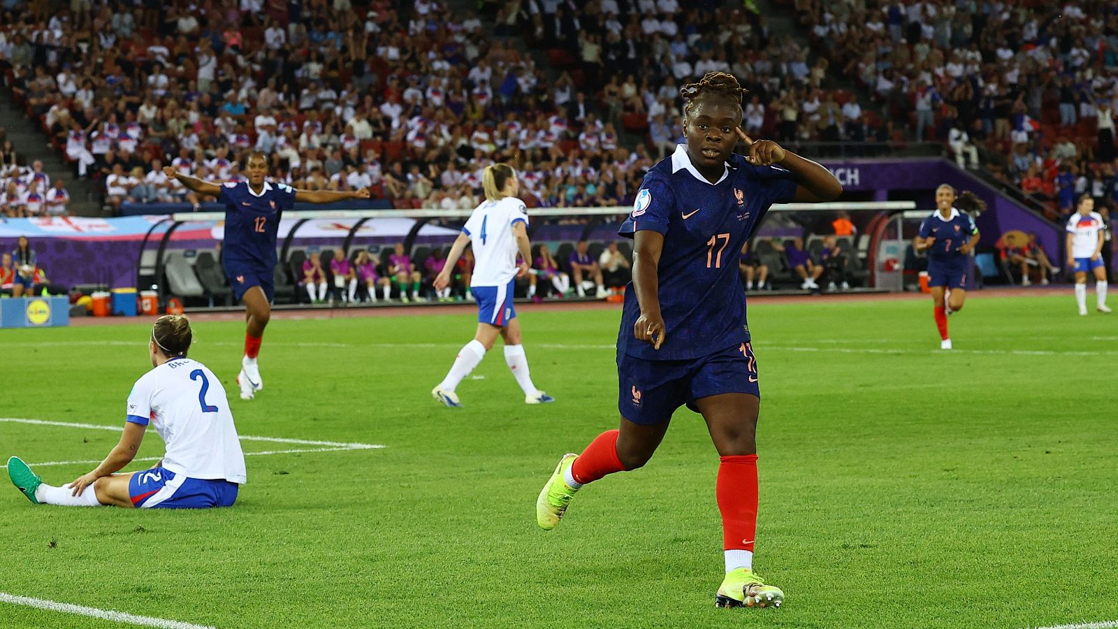 Golazo de Baltimore en el Francia - Inglaterra | Eurocopa 2025 - Eurocopa | Ver