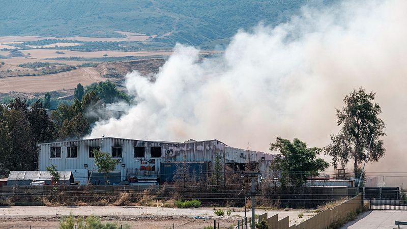 Explosión en una fábrica de baterías - Informativo 24h | Ver