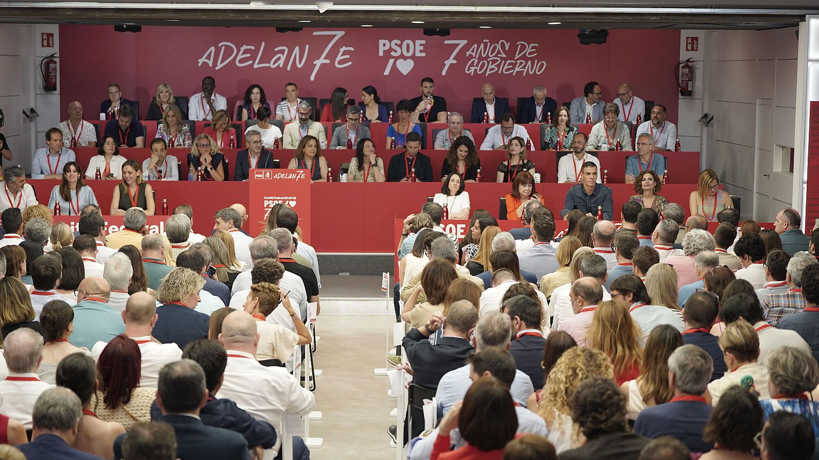 El PSOE defiende que el partido sale del Comité Federal "renovado"