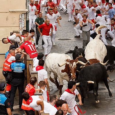 VÍDEO San Fermín 2025 | Primer encierro en RNE - Sanfermines en RNE | Ver
