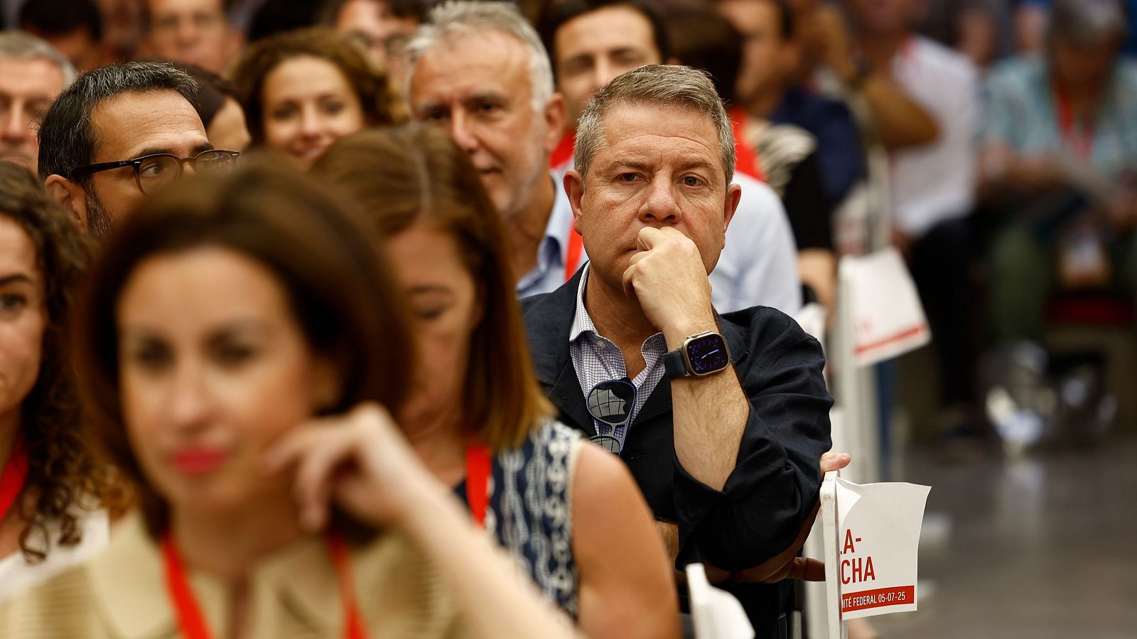 Page pide a Sánchez elecciones o una cuestión de confianza y Puente le acusa de "hipocresía" - Mañaneros 360 | Ver