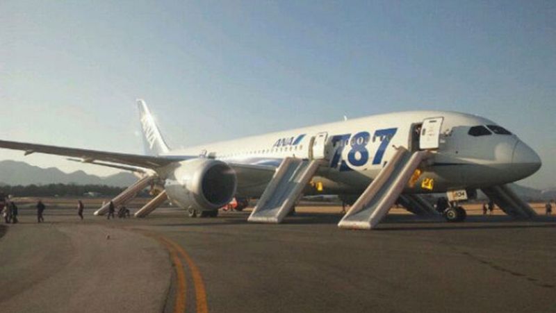 Suspendidas las operaciones de los Boeing 787 en las aerolíneas japonesas ANA y JAL