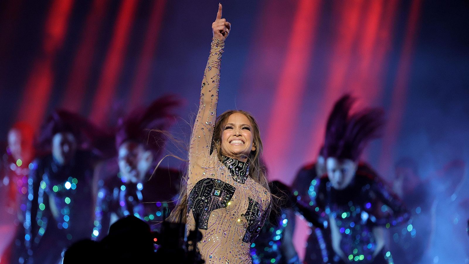 Jennifer López comienza su gira europea en Pontevedra | Ver