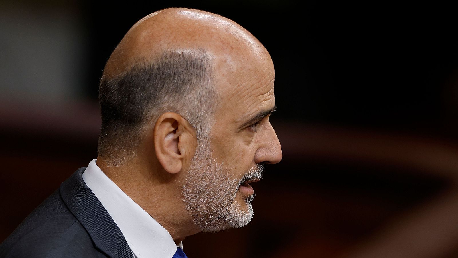 Alberto Catalán (UPN), a Sánchez: "Váyase, dimita, le hará un favor a España y a su propio partido" - Informativo 24h | Ver