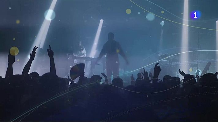 L'Informatiu - El Cruïlla celebra 15 anys amb música, dansa i humor