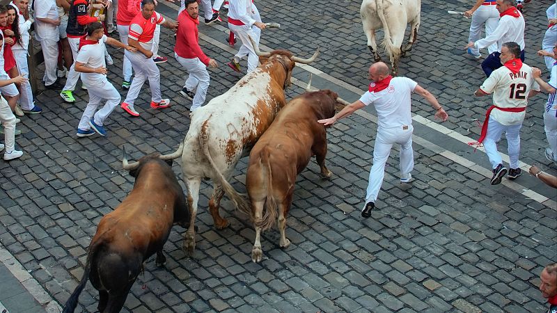 San Fermín 2025: así es el equipo de RNE que pone el sonido | Ver