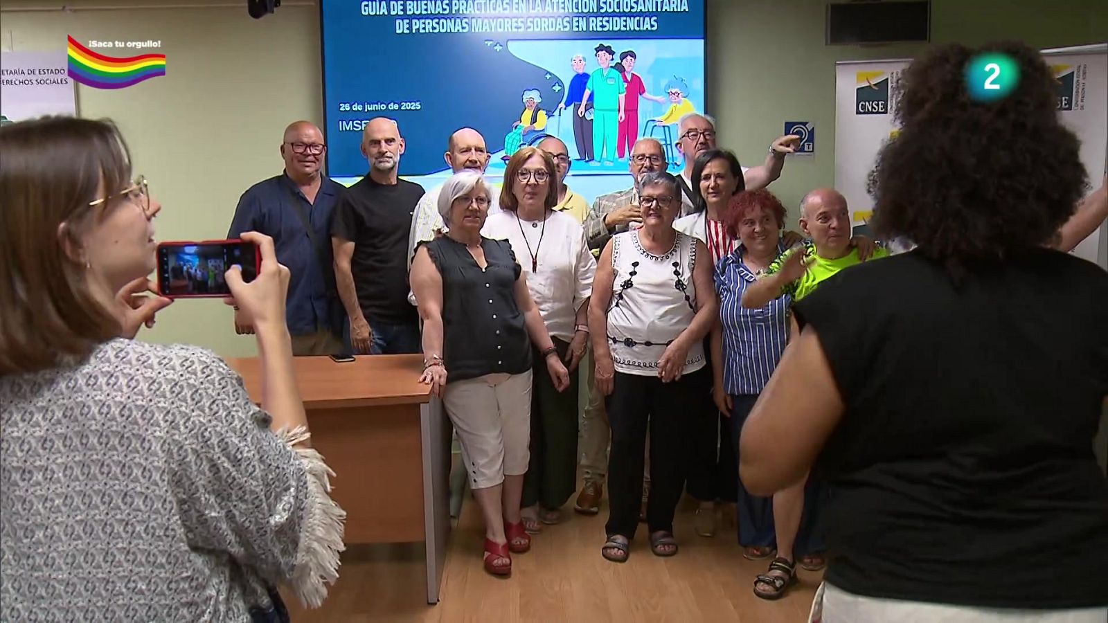 Guía de atención a mayores sordos en residencias - En lengua de signos | Ver