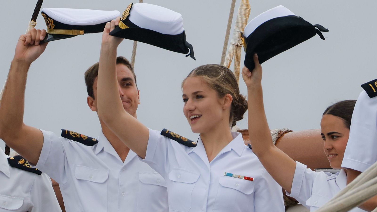 La princesa Leonor concluye su formación naval - Fin de semana 24h | Ver