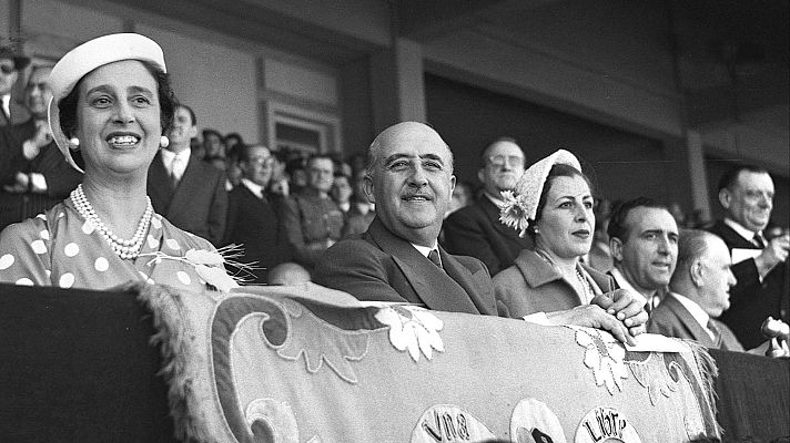 Telediario 2 - Biografía, ensayo y cómic: nuevas publicaciones por el 50 aniversario de la muerte del dictador Franco