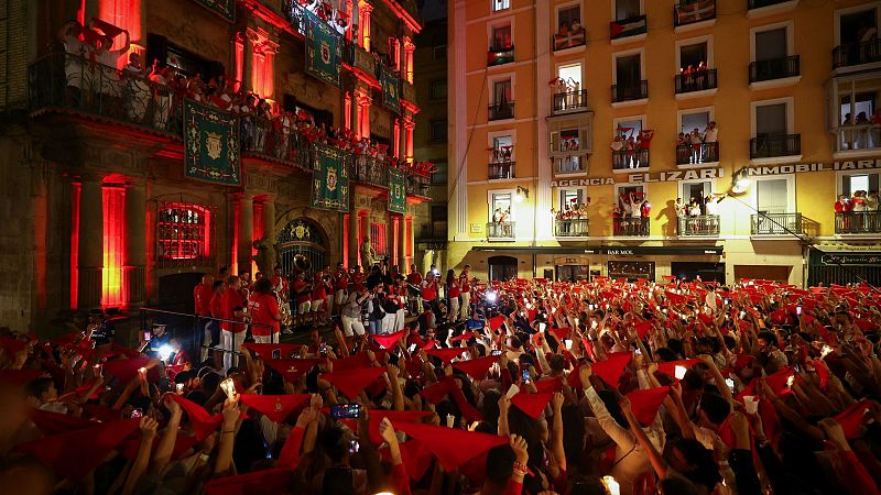Pamplona pone fin a los Sanfermines de 2025 con el "Pobre de Mí" - Especiales informativos | Ver