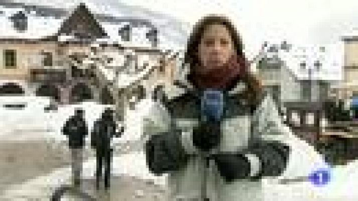 L'Informatiu - Continua nevant al Pirineu occidental on s'acumulen gruixos de més d'un metre