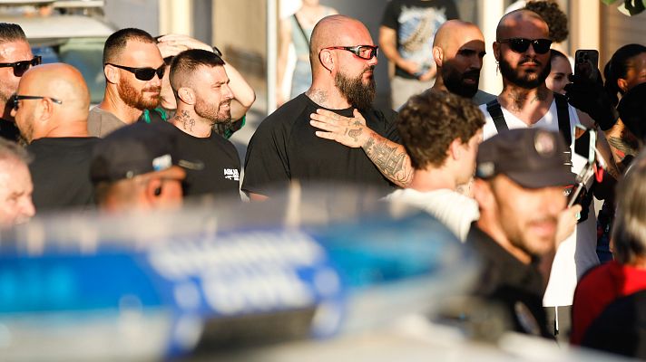 La hora de La 1 - Tensión en Torre Pacheco: algunos periodistas son increpados por ultras