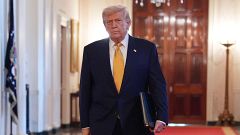 Las conclusiones del informe Epstein dinamitan el apoyo de los seguidores del presidente Donald Trump