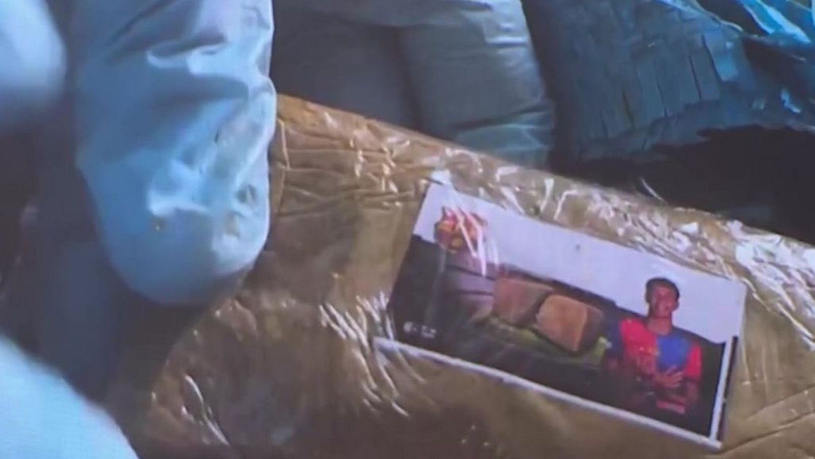 La cara de Lamine Yamale, ahora también en fardos de droga - Mañaneros 360 | Ver