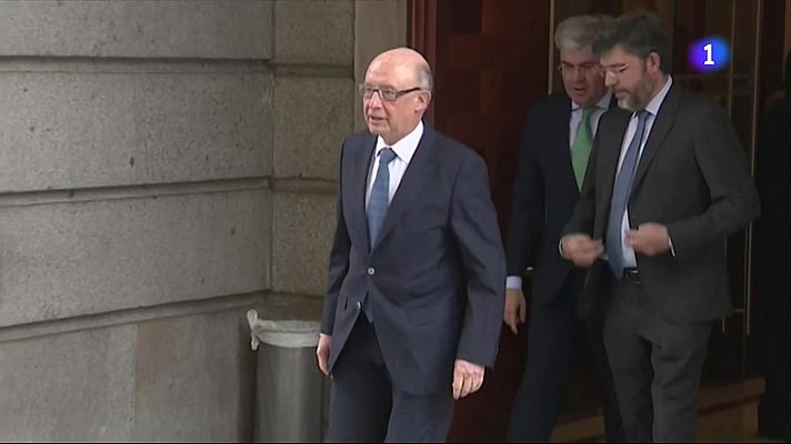 L'Informatiu - El PSOE exigeix explicacions a Feijóo sobre la imputació de Montoro