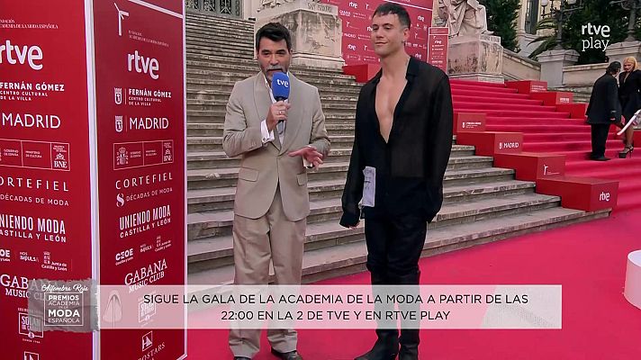 Gente y tendencias - Luis de Javier, nuevo miembro de 'Maestros de la Costura': "Estoy que no me lo puedo creer"