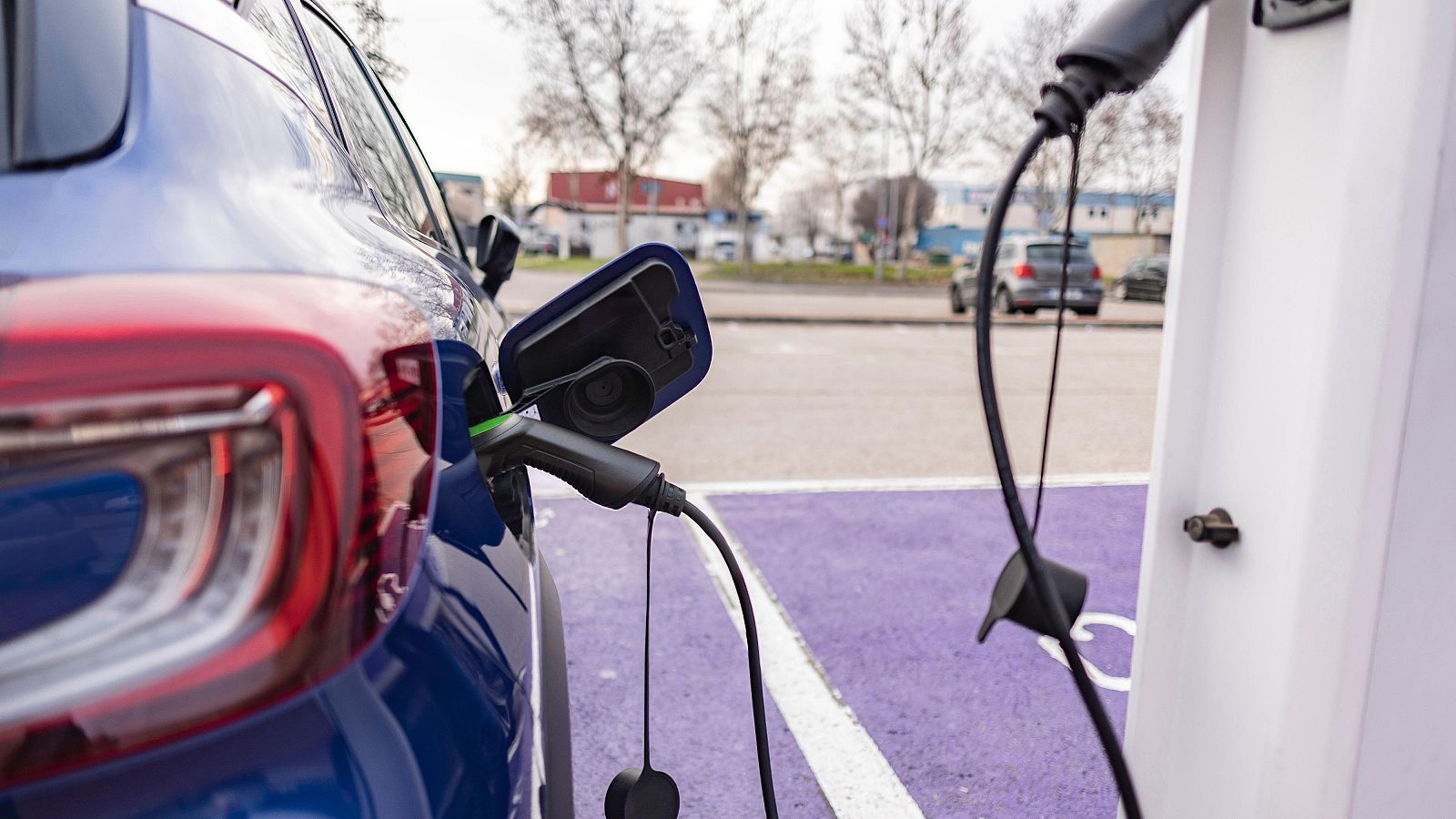 Consells per no quedar-se penjat si vas en cotxe elèctric