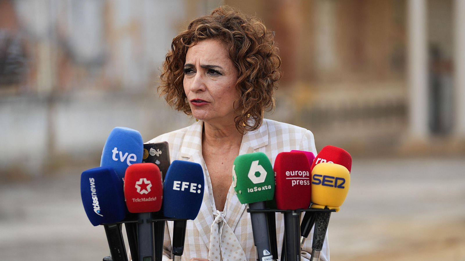 El Gobierno cree que al PP "le acompaña la corrupción sistémica" | Ver