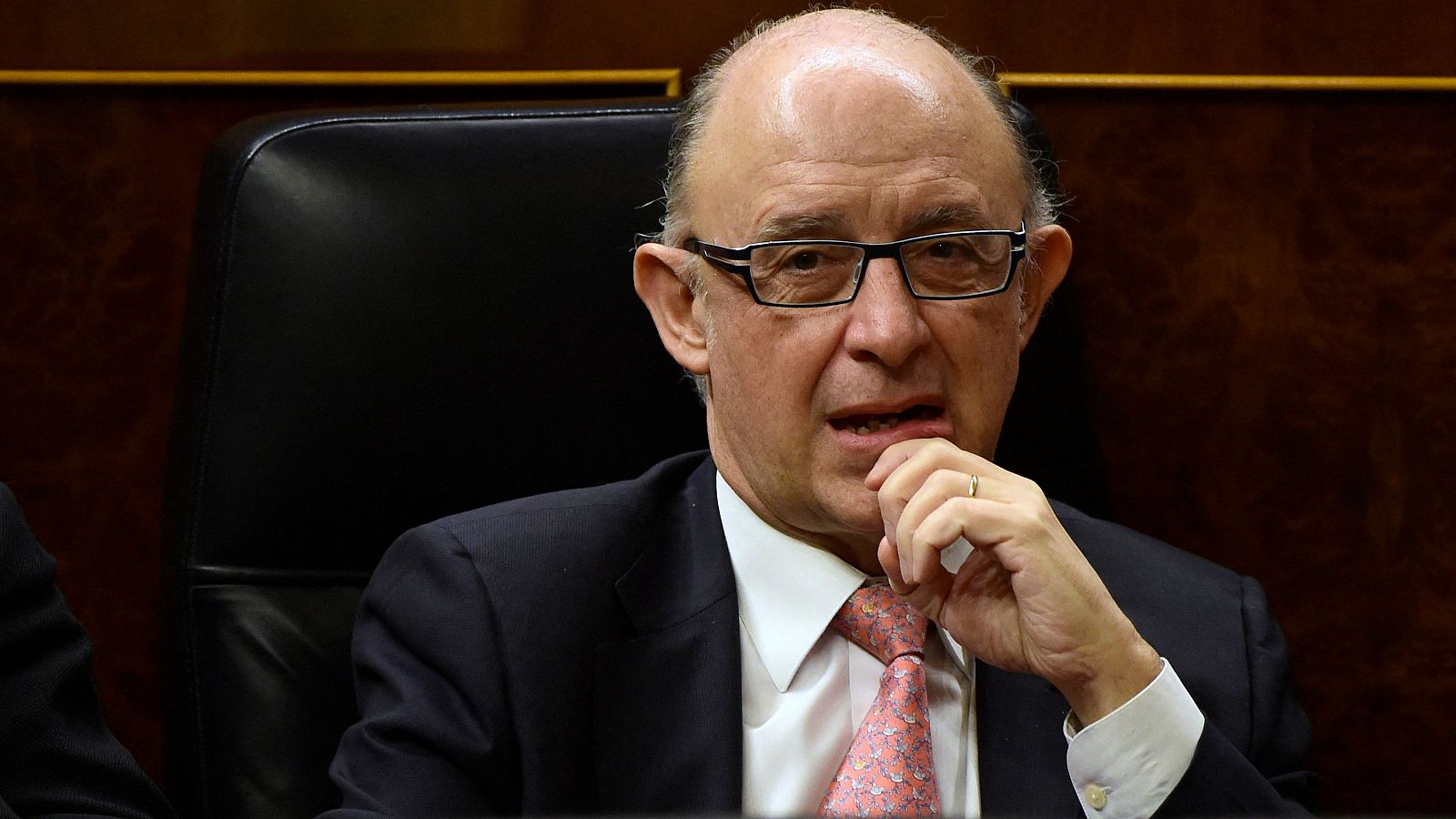 Un email, el origen de la investigación a Cristóbal Montoro | Ver