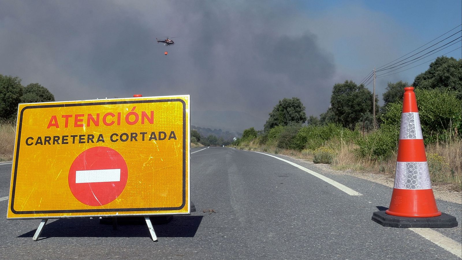 El incendio de Navaluenga continúa en nivel 2, mientras que el de Ibi ya ha sido perimetrado - Informativo 24h | Ver