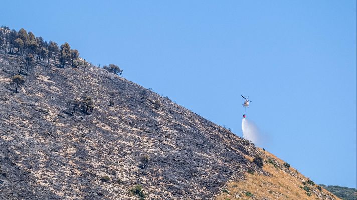 Telediario Fin de Semana - Los bomberos logran perimetrar el incendio de Ibi y mejora la situación en Navaluenga