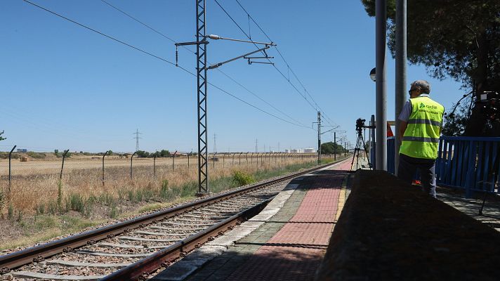 Telediario 1 - Investigan la muerte de una pareja arrollada por un tren en Salamanca