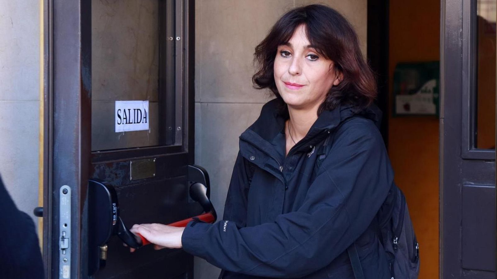 Juana Rivas tendrá que entregar a su hijo menor al padre | Ver