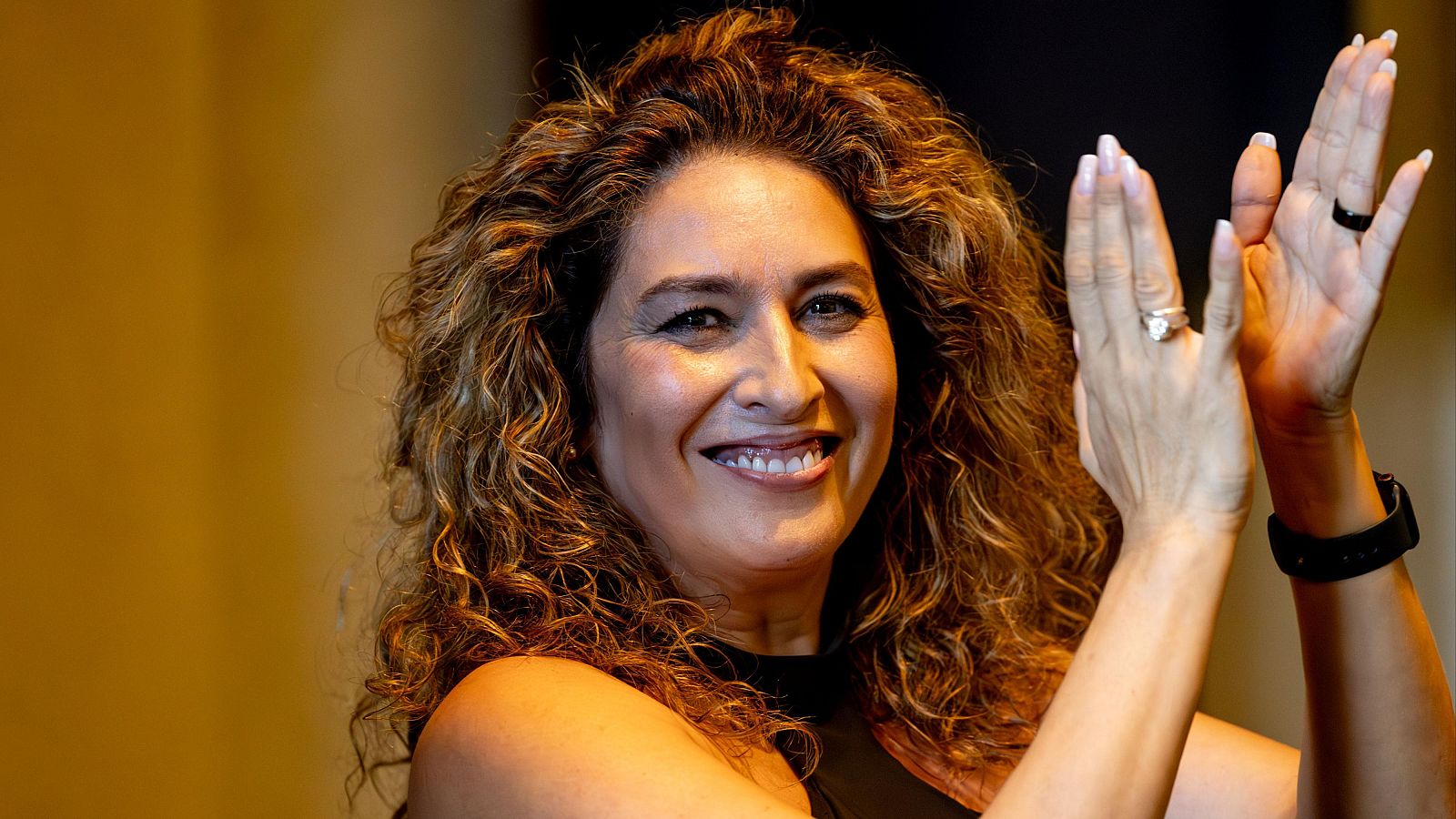 Estrella Morente homenajea a las grandes divas que la inspiran - Telediario 1 | Ver