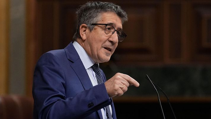 Informativo 24h - Patxi López, sobre el currículum de la diputada Noelia Núñez: "Esta forma de hacer política engañando es muy del PP"