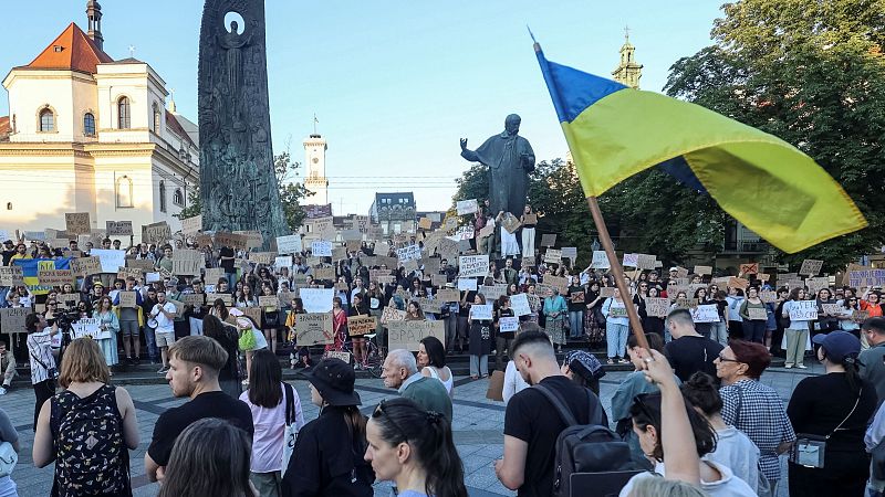 Primeras protestas contra Zelenski desde que comenzó la guerra - Informativo 24h | Ver