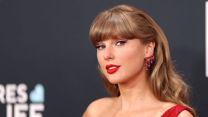 Telediario 1 - El museo de cera británico Madame Tussauds homenajea a Taylor Swift con 13 figuras