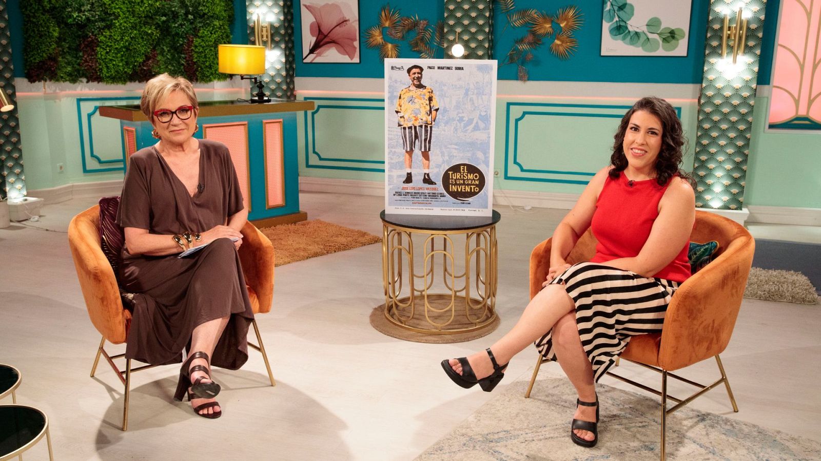 Cine de barrio - Presentación: El turismo es un gran invento - Cine de barrio | Ver