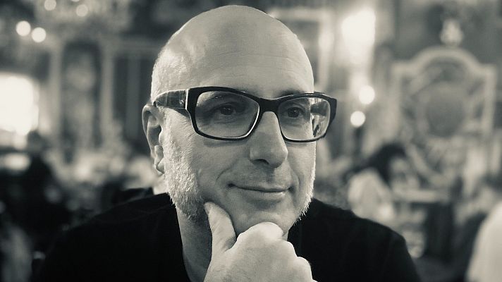 Telediario Fin de Semana - Los premios Eisner reconocen al español Javier Rodríguez y a la librería Akira de Madrid