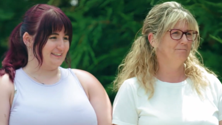 Dog House - Maribel y María: un empujón para socializar