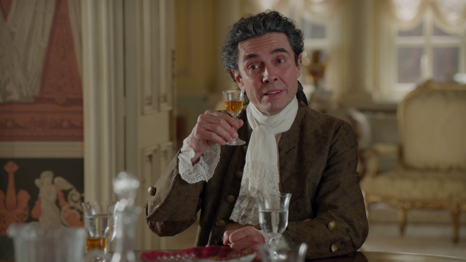 Valle Salvaje - José Luis invita a Mercedes y Bernardo a su boda - Valle Salvaje | Ver