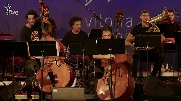 Festivales de verano de La 2 - 48º Jazz Vitoria Gasteiz: Clasijazz Orchestra: Charles Mingus "Epithaph" (Parte 1)