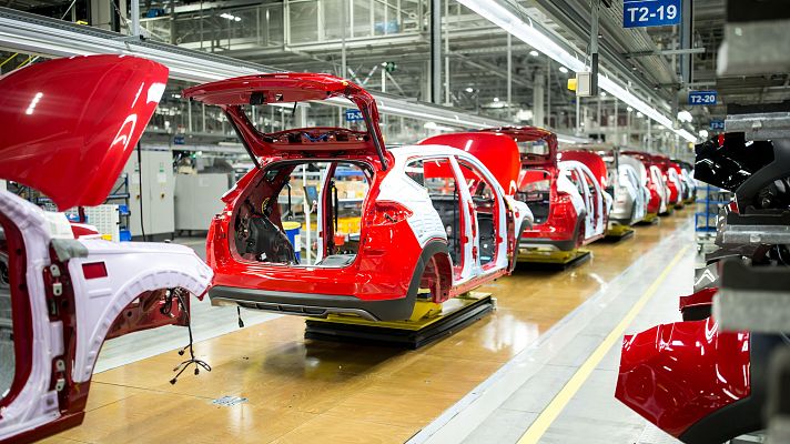 Telediario 2 - El sector del motor, al ralentí por los aranceles