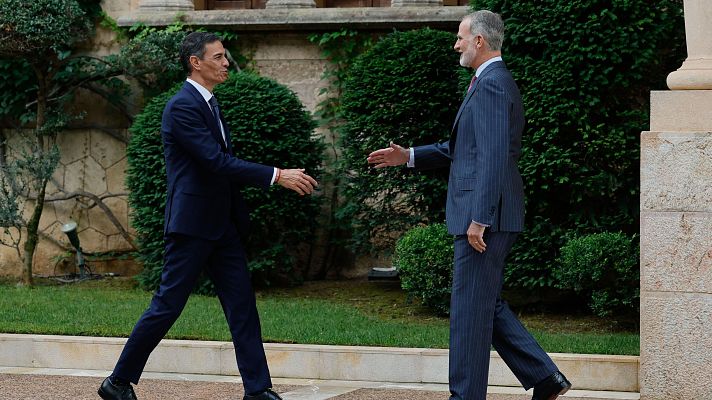 Telediario 2 - Sánchez descarta una crisis de Gobierno después del verano: "Los ministros cuentan con mi respaldo"